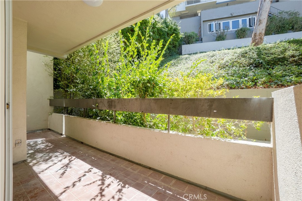 28121 Highridge 211 Property Photo 33
