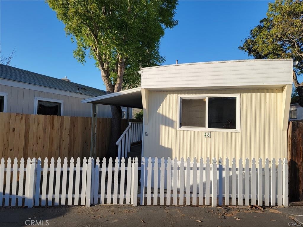 20550 Earl Street 48 Property Photo 1