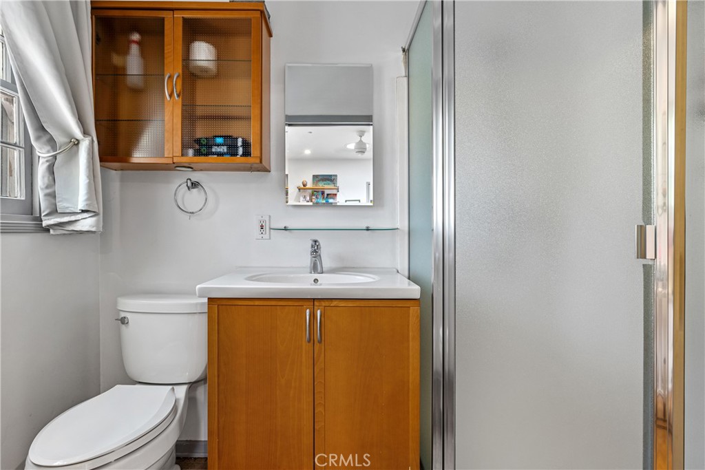 1701 Pier Avenue Property Photo 28