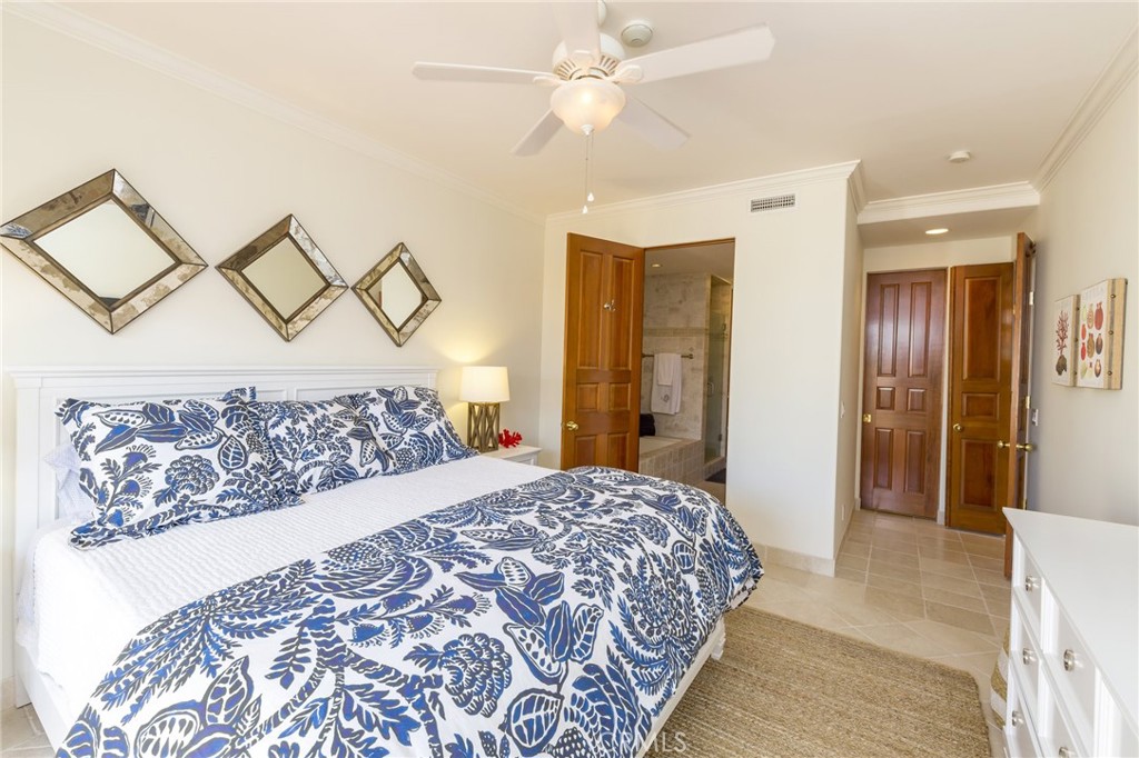 1110 Esplanade 9 Property Photo 24