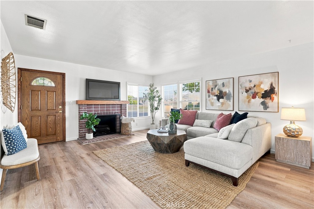 20802 Margaret Property Photo 7