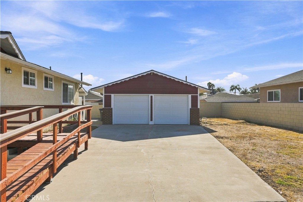 20802 Margaret Property Photo 32