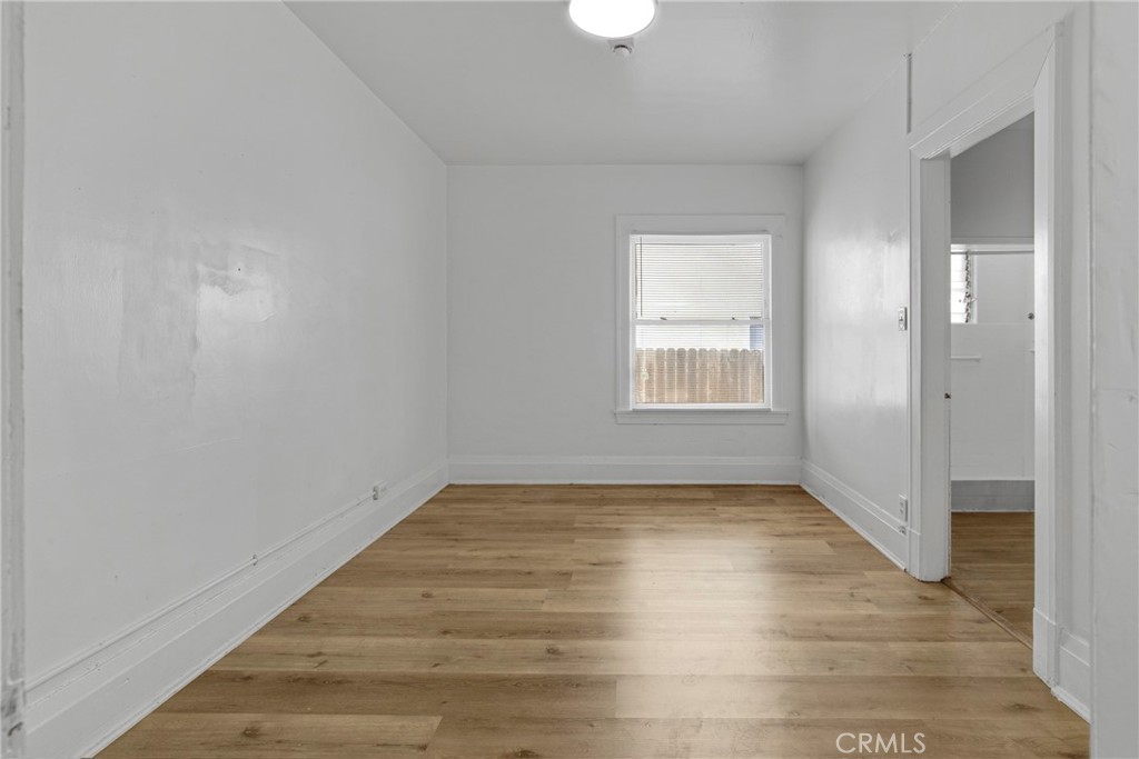 531 W 5th Street Property Photo 12