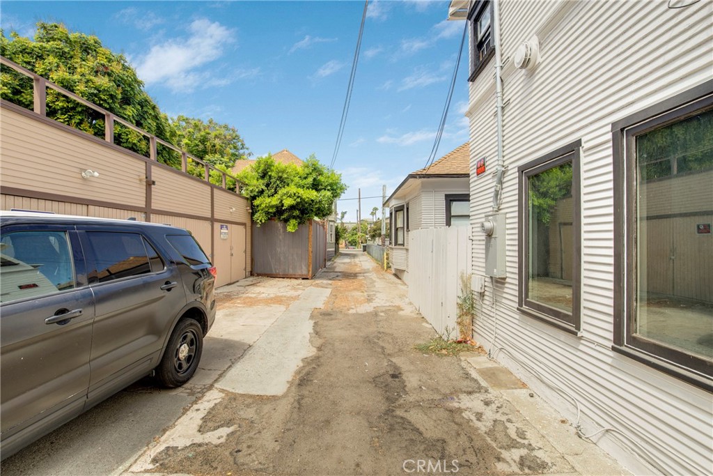 531 W 5th Street Property Photo 20