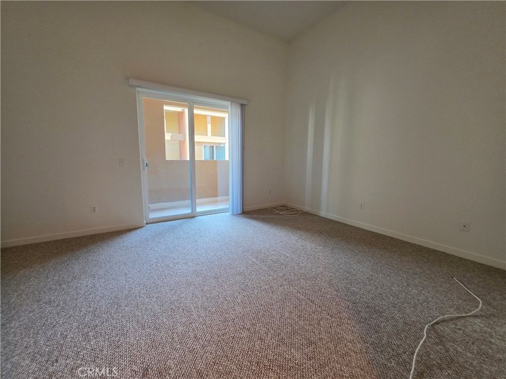 1568 W Artesia D Property Photo 6