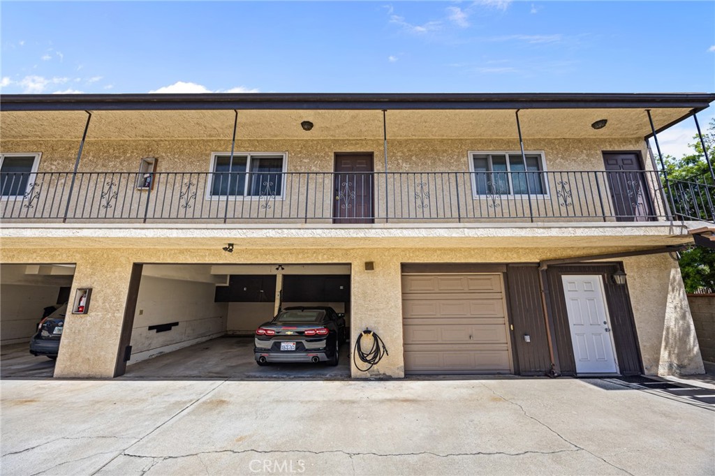 508 W Imperial Avenue Property Photo 7