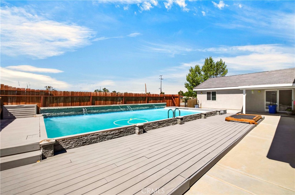 21031 Rancherias Property Photo 8