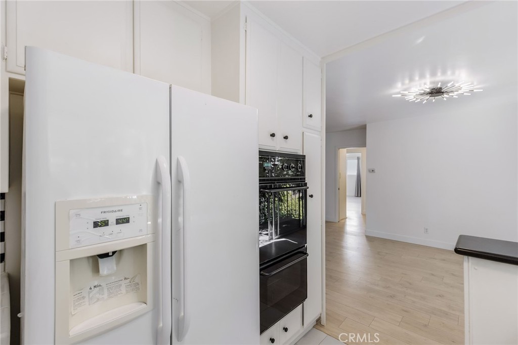 1632 Camden 204 Property Photo 11