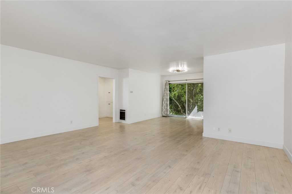 1632 Camden 204 Property Photo 12