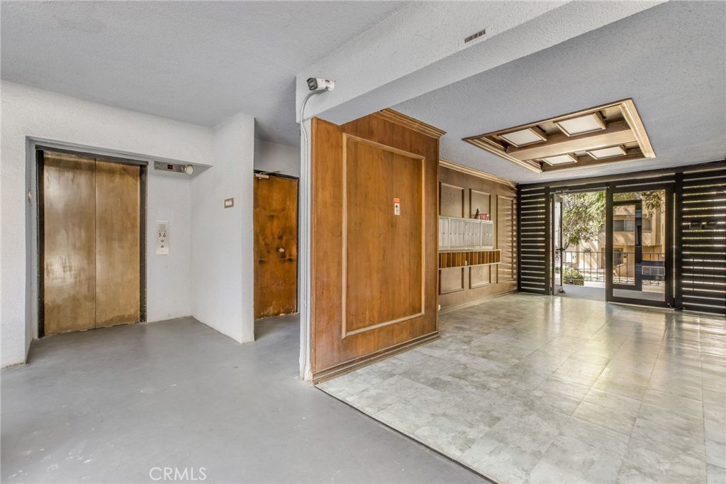 1632 Camden 204 Property Photo 22