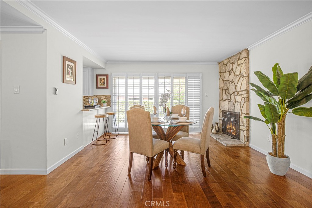 22623 Maple Ave Property Photo 5