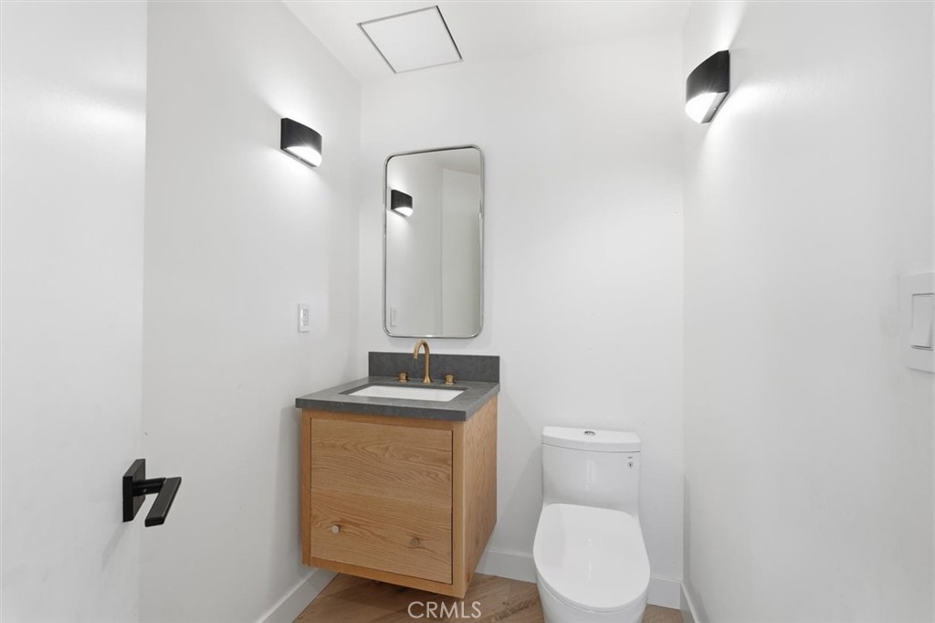 845 11th Property Photo 40