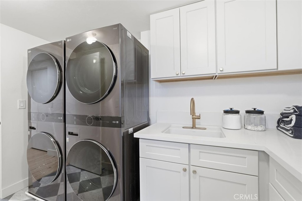 845 11th Property Photo 44