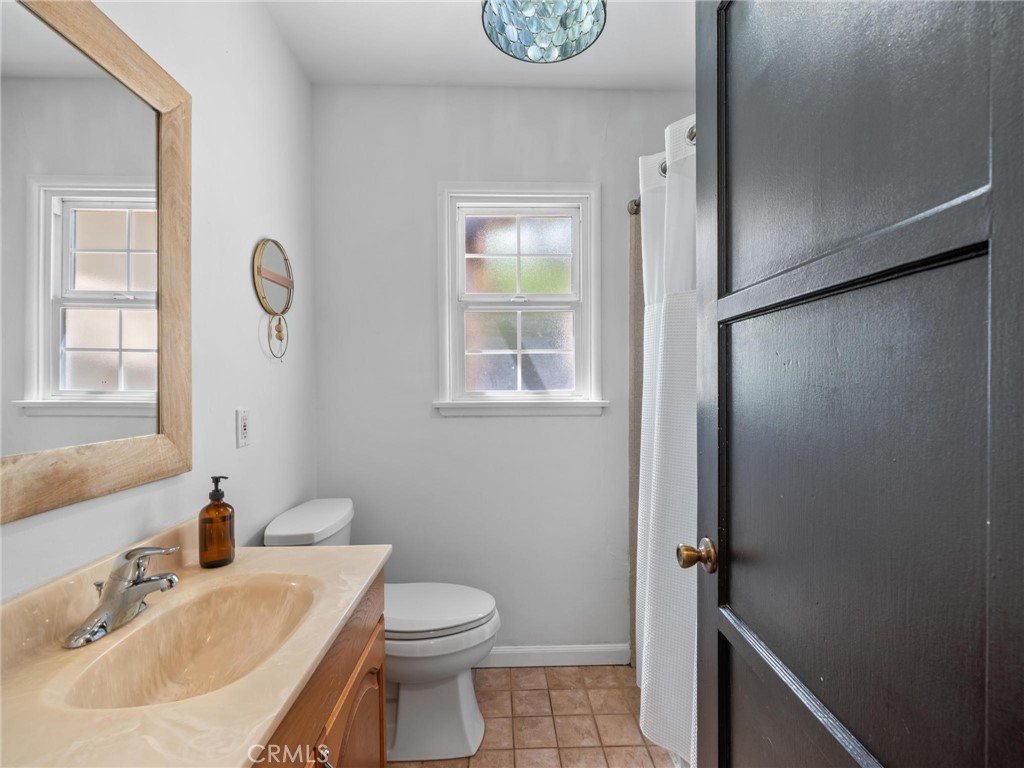 5442 W 122nd Property Photo 14