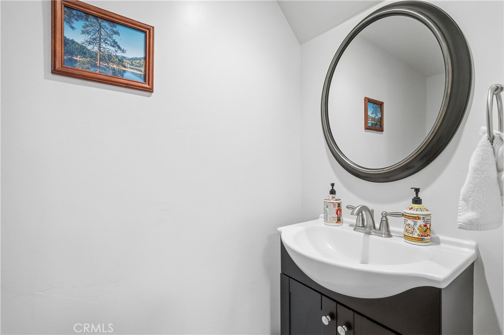 195 Knoll Property Photo 24