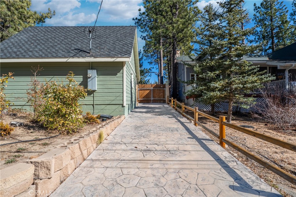 195 Knoll Property Photo 31