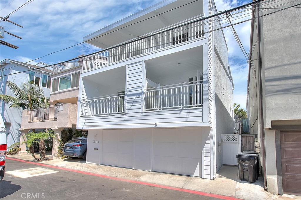 310 Bayview Drive Property Photo 1