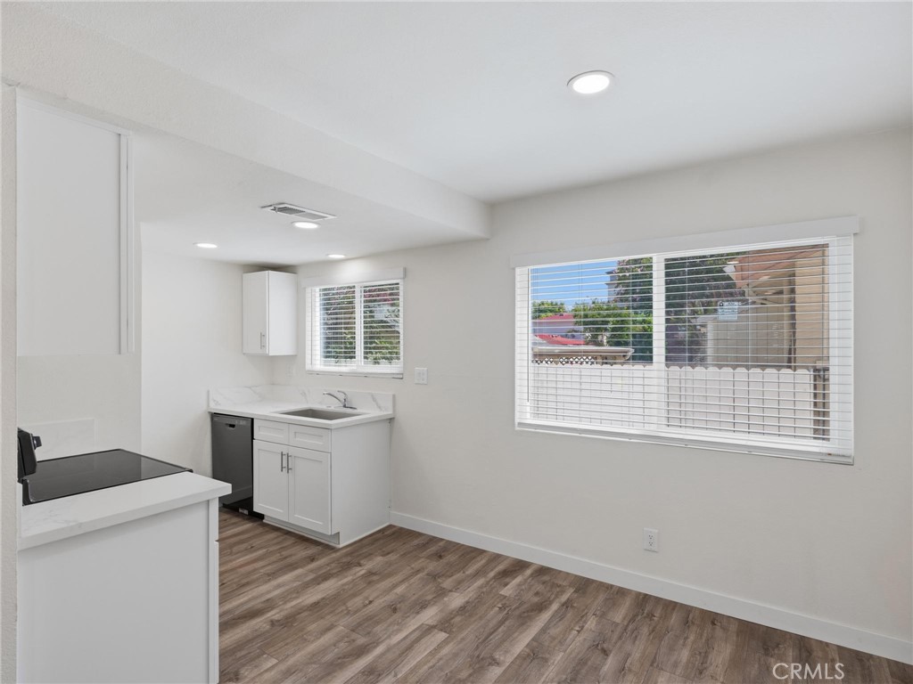 104 N Atlantic B Property Photo 7