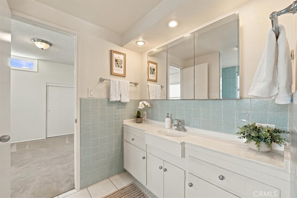 1455 W 173rd Street Property Photo 32