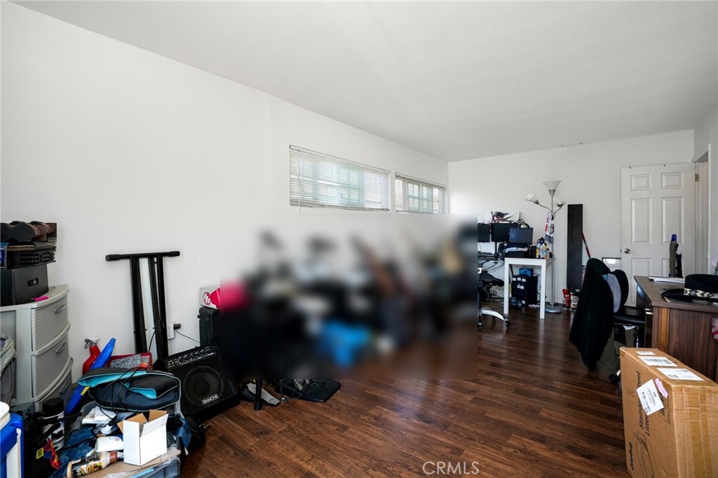 1218 W D Street Property Photo 7