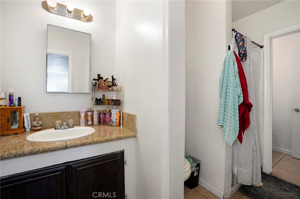 1218 W D Street Property Photo 17