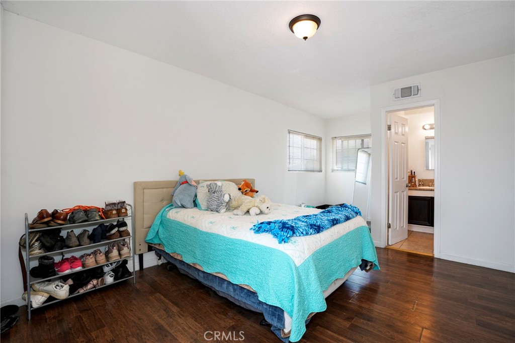 1218 W D Street Property Photo 18