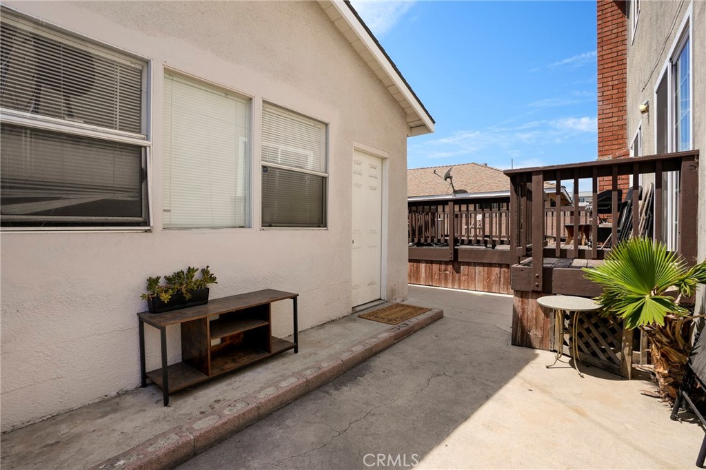 1218 W D Street Property Photo 27