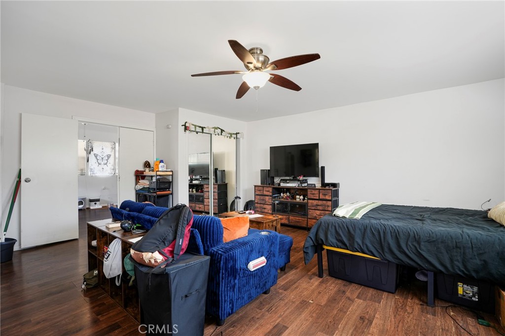1218 W D Street Property Photo 32