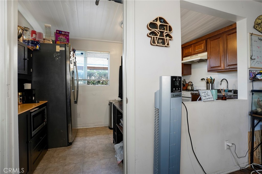 1218 W D Street Property Photo 35