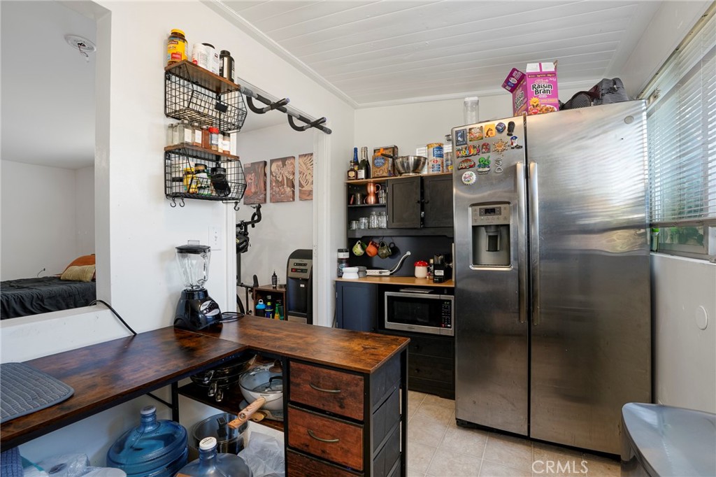 1218 W D Street Property Photo 36