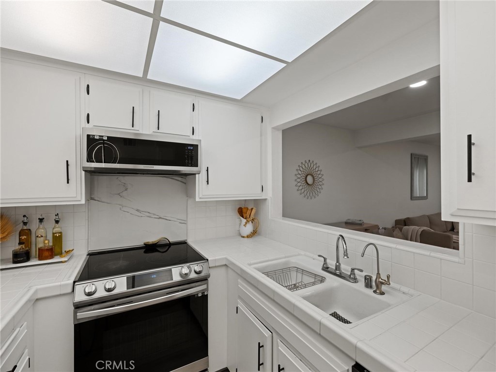 4700 Natick 204 Property Photo 13