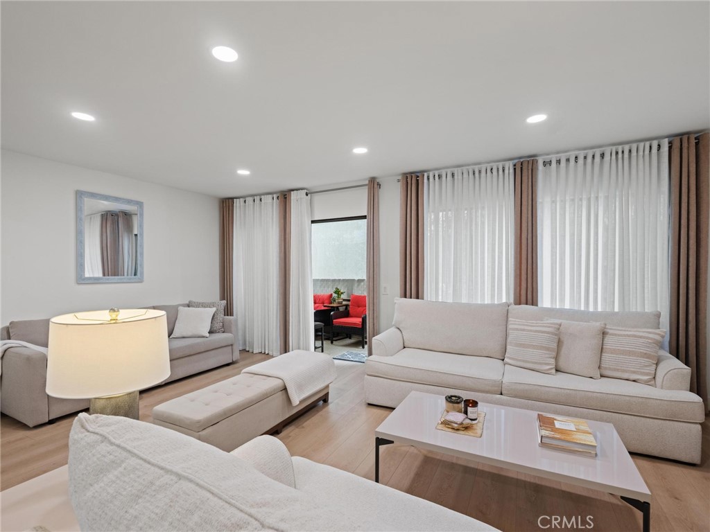 4700 Natick 204 Property Photo 14