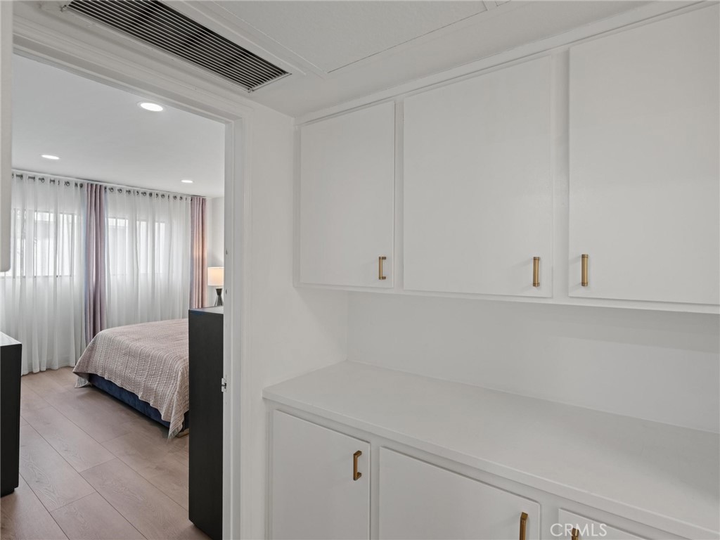 4700 Natick 204 Property Photo 15