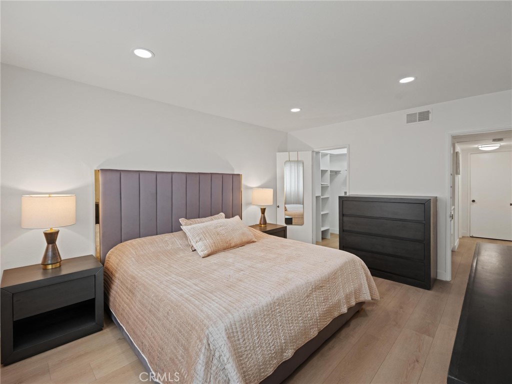 4700 Natick 204 Property Photo 16