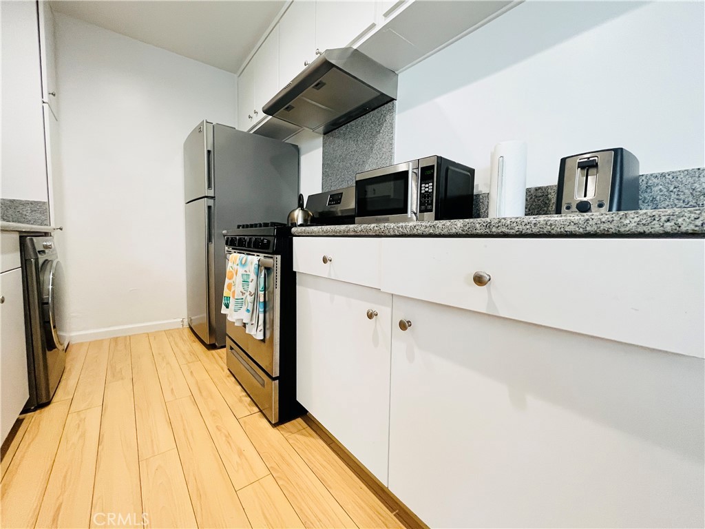3864 Inglewood Boulevard 7 Property Photo 7