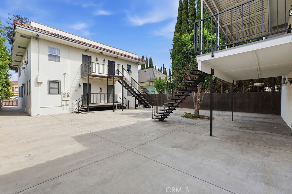 943 Chestnut Avenue Property Photo 7