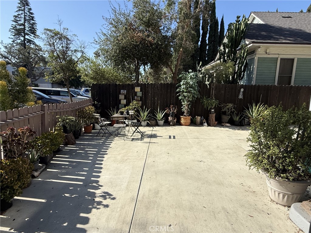 943 Chestnut Avenue Property Photo 9