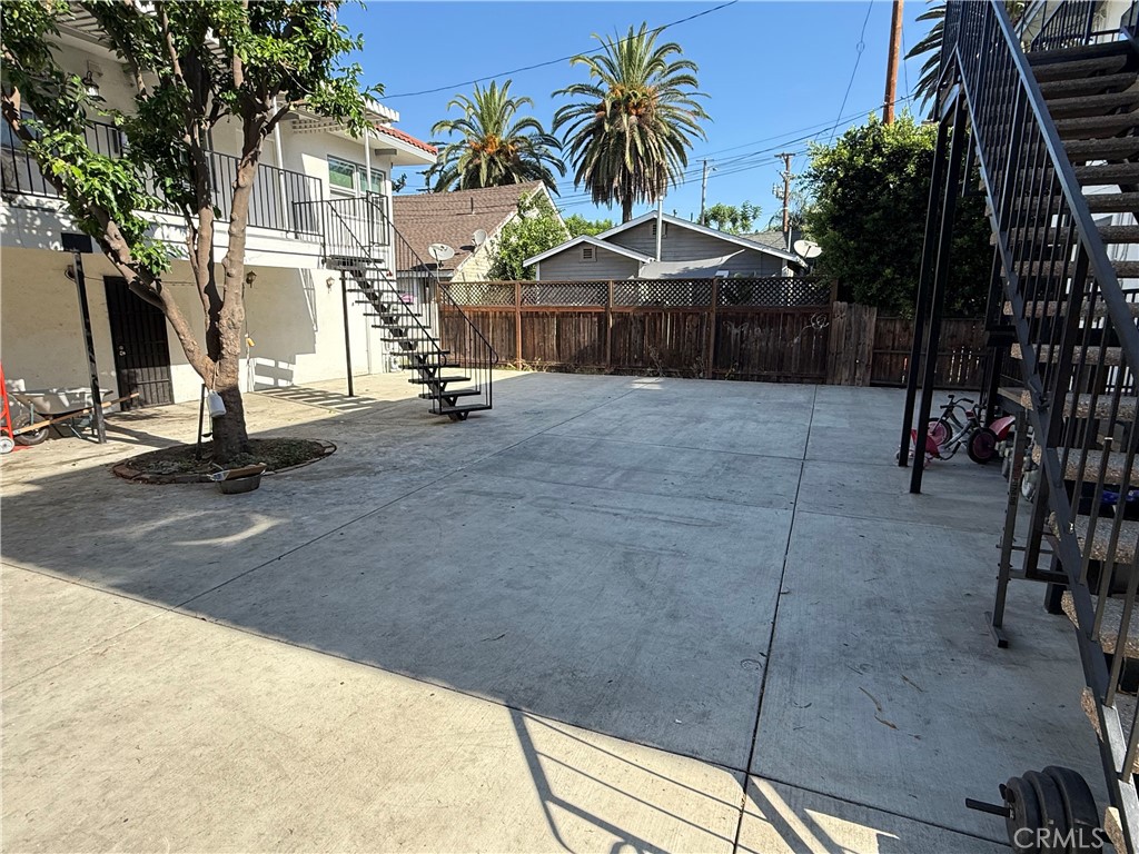 943 Chestnut Avenue Property Photo 11
