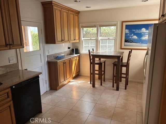 209 Avenue E Property Photo 7