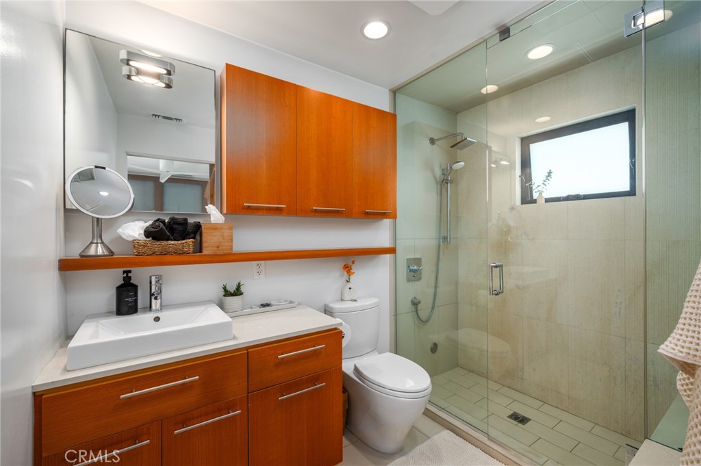 324 6th Street Property Photo 26
