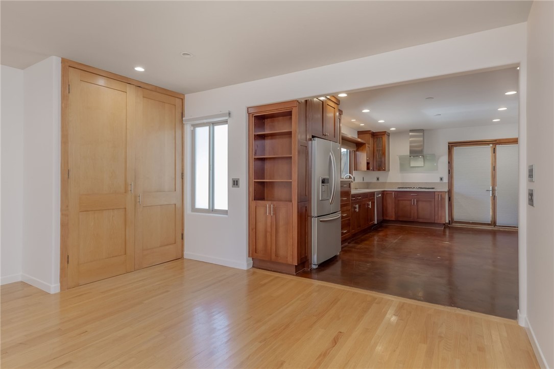 709 Avenue D Property Photo 5