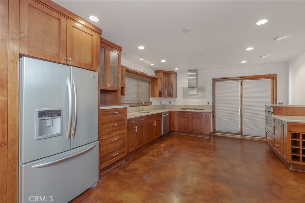 709 Avenue D Property Photo 15