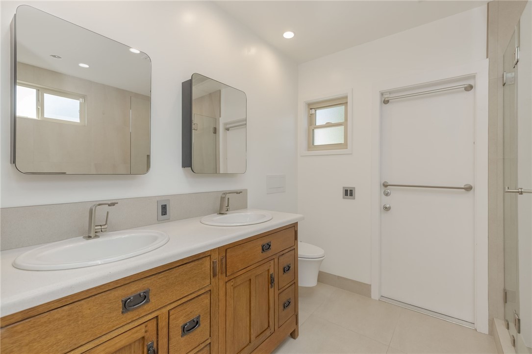 709 Avenue D Property Photo 19