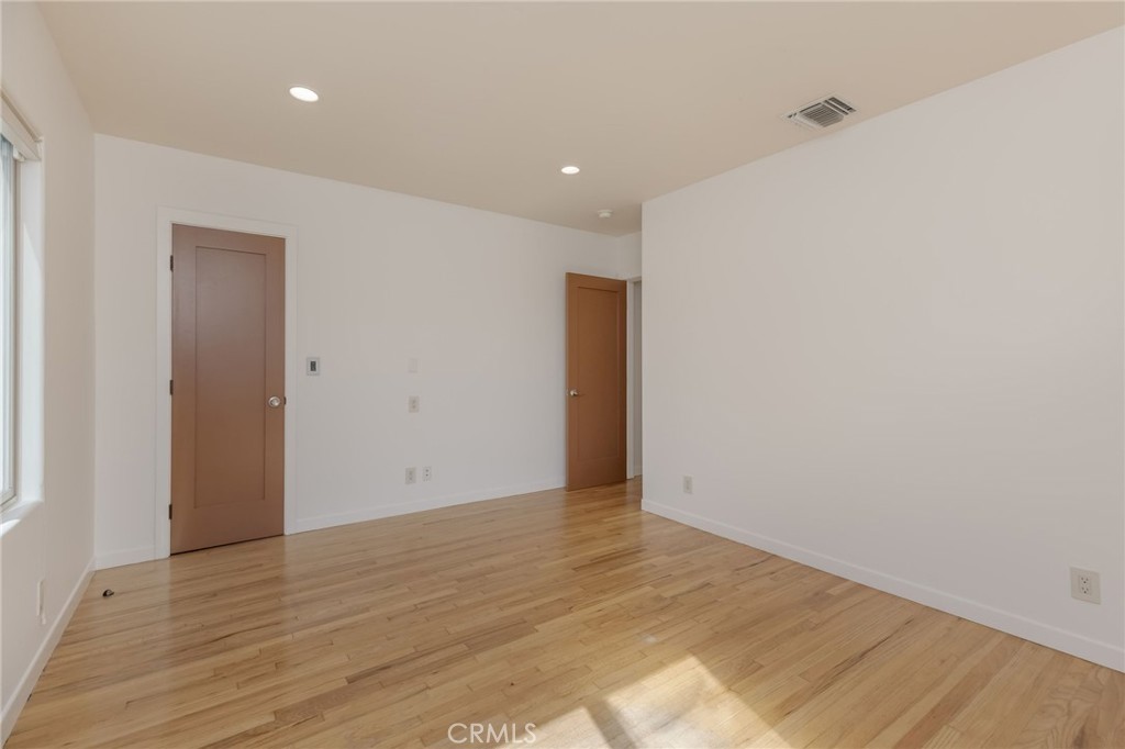 709 Avenue D Property Photo 20