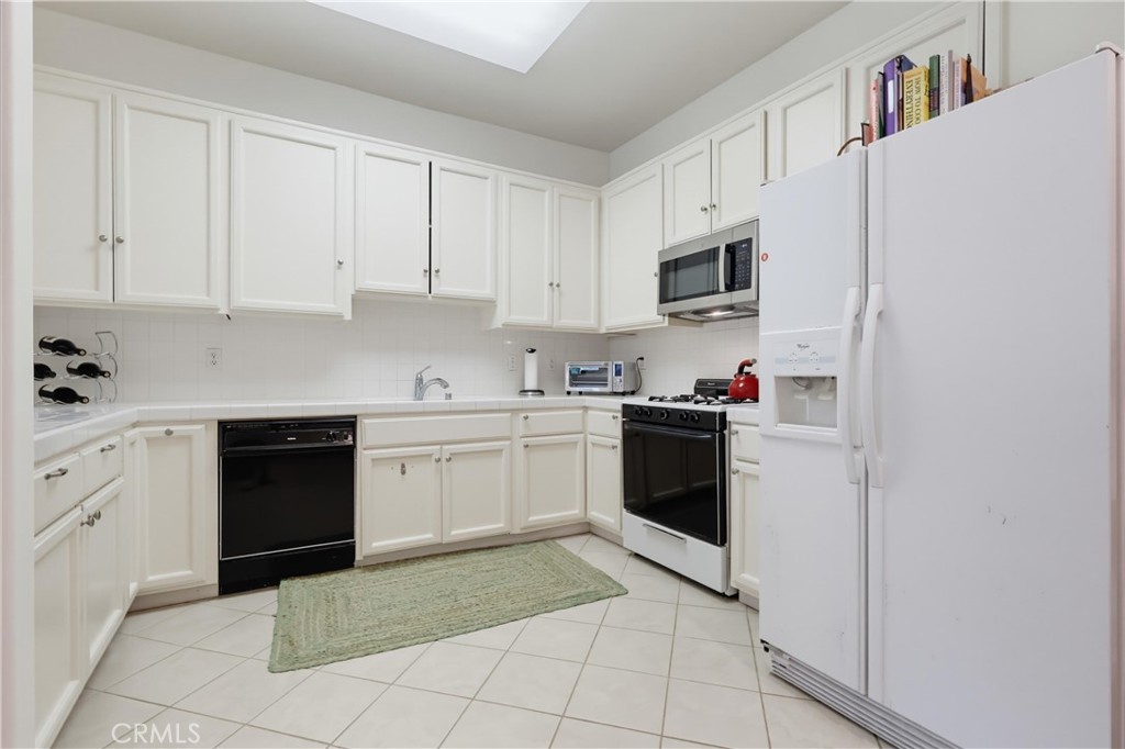 3535 Dunn Drive 201 Property Photo 10
