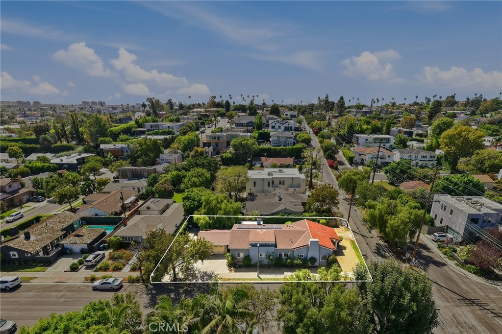 3605 South Barrington Avenue Property Photo 12