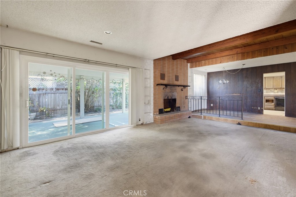 3605 South Barrington Avenue Property Photo 15