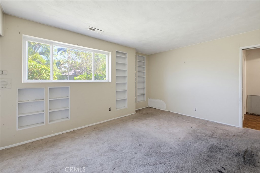 3605 South Barrington Avenue Property Photo 39