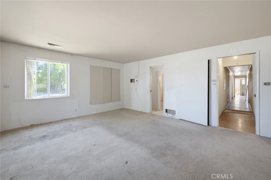 3605 South Barrington Avenue Property Photo 41