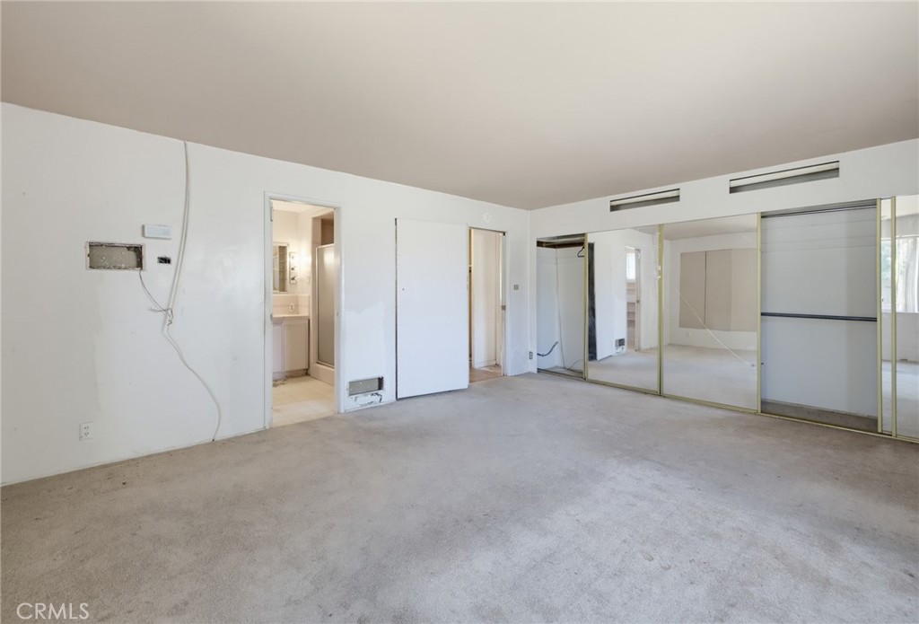 3605 South Barrington Avenue Property Photo 42